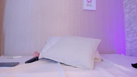 Ella online show from February 2025 10:38:02 AM