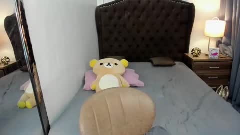 Sophia online show from January 2025 10:30:01 AM