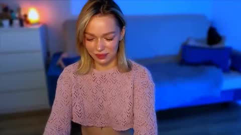 Ella online show from November 2025 05:41:02 AM