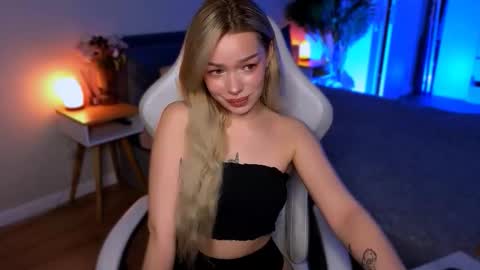 Ella online show from February 2026 05:37:01 AM