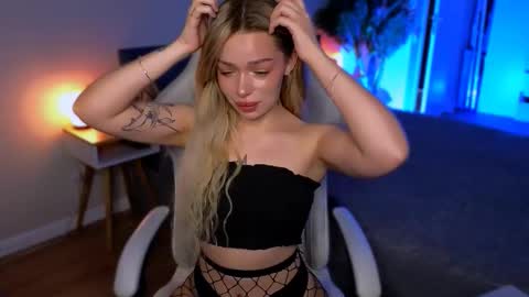 Ella online show from February 2026 05:47:02 AM