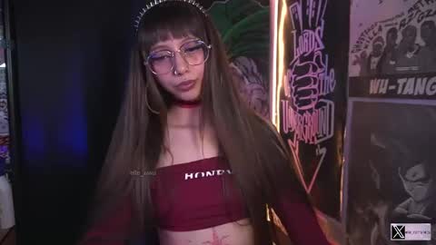 follow me on instagram .    online show from October 2025 06:10:01 PM