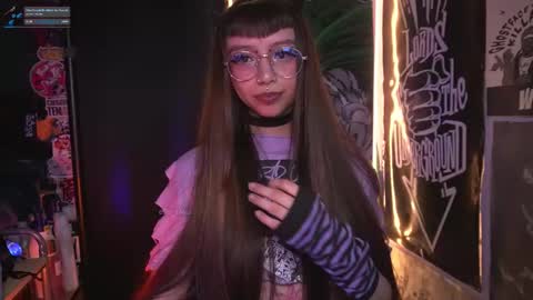 follow me on instagram .    online show from November 2025 03:00:01 PM