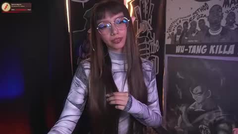 Snapshot of elle_uwu chatting on January 2026 06:24:02 PM follow me on instagram . online show from January 2026 06:24:02 PM