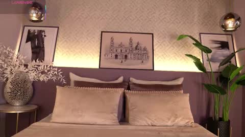 Snapshot of ellediane chatting on January 2026 12:16:01 AM Elle Diane online show from January 2026 12:16:01 AM