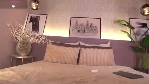 Snapshot of ellediane chatting on February 2026 10:14:02 PM Elle Diane online show from February 2026 10:14:02 PM