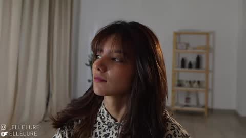 Snapshot of ellelure_ chatting on January 2025 10:02:01 PM Linda Restrepo online show from January 2025 10:02:01 PM