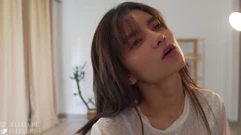 Snapshot of ellelure_ chatting on January 2025 08:50:02 PM Linda Restrepo online show from January 2025 08:50:02 PM