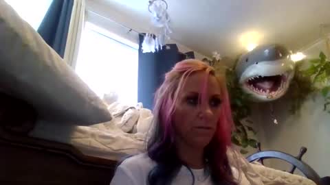 Snapshot of ellenv chatting on December 2024 07:38:02 PM ElleNV online show from December 2024 07:38:02 PM