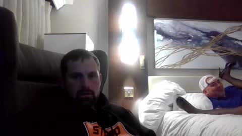 Snapshot of ellenv chatting on February 2025 10:19:01 AM ElleNV online show from February 2025 10:19:01 AM