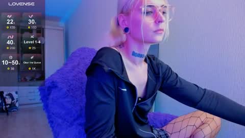 Ellie online show from May 2026 03:07:02 PM