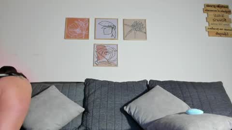 Snapshot of ellie_ee chatting on March 2026 11:10:02 AM Ellie online show from March 2026 11:10:02 AM