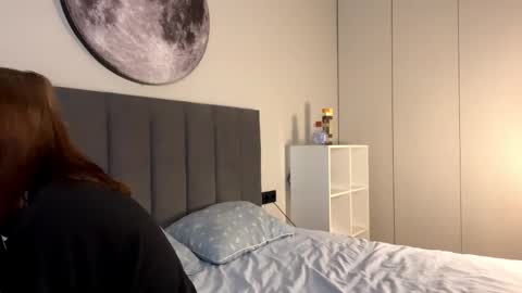 Ellie online show from September 2025 07:10:02 AM