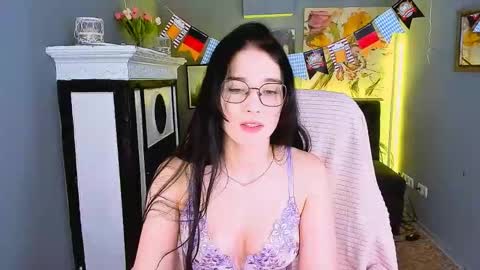 ellie_magic online show from September 2025 11:56:01 AM