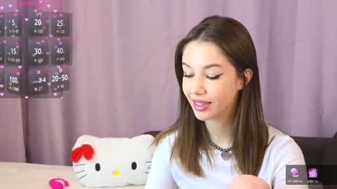 ellie online show from October 2025 06:52:02 PM