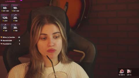 Snapshot of elliecutes chatting on February 2025 08:56:02 AM elliecutes online show from February 2025 08:56:02 AM