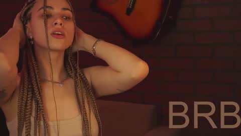 Snapshot of elliecutes chatting on February 2025 09:47:02 AM elliecutes online show from February 2025 09:47:02 AM