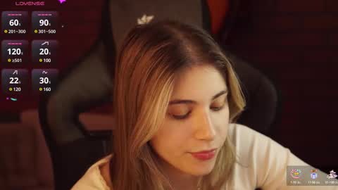 Snapshot of elliecutes chatting on February 2025 08:59:02 AM elliecutes online show from February 2025 08:59:02 AM