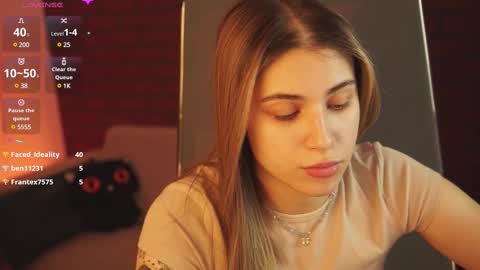 Snapshot of elliecutes chatting on February 2025 11:24:02 AM elliecutes online show from February 2025 11:24:02 AM