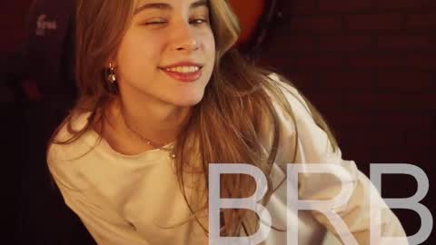 Snapshot of elliecutes chatting on March 2025 02:06:02 AM elliecutes online show from March 2025 02:06:02 AM