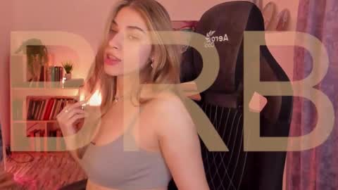 Snapshot of elliecutes chatting on September 2025 09:20:01 AM elliecutes online show from September 2025 09:20:01 AM