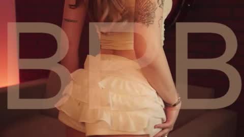 Snapshot of elliecutes chatting on September 2025 07:42:01 AM elliecutes online show from September 2025 07:42:01 AM