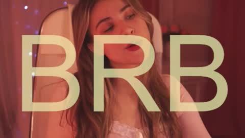 Snapshot of elliecutes chatting on October 2025 08:20:02 AM elliecutes online show from October 2025 08:20:02 AM