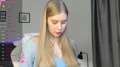 Snapshot of elliedi chatting on October 2025 07:23:01 PM elliedi online show from October 2025 07:23:01 PM