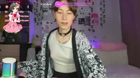Snapshot of elliefromthemoon chatting on July 2026 10:07:01 AM Ellie online show from July 2026 10:07:01 AM