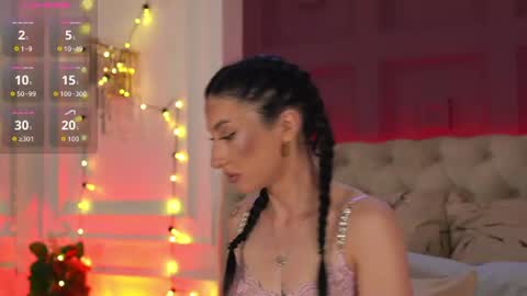 Snapshot of elliejules chatting on July 2026 03:42:01 AM EllieJules online show from July 2026 03:42:01 AM