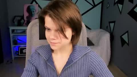 elliemurler online show from October 2025 08:47:01 AM