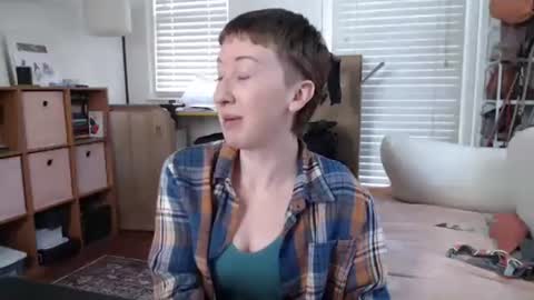 Ellie Rowyn online show from January 2026 07:51:02 PM