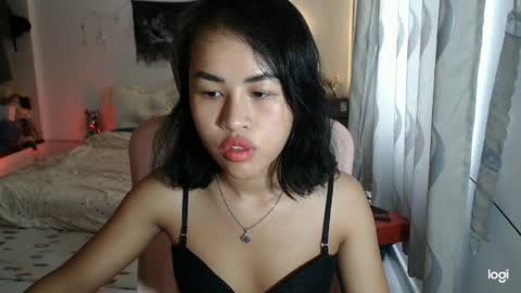 Snapshot of ellieyun chatting on April 2026 03:40:02 AM ellieyun online show from April 2026 03:40:02 AM