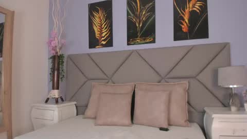    online show from April 2026 07:52:02 PM