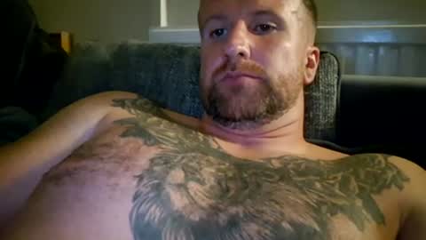 Snapshot of elliott93leather chatting on July 2026 01:25:02 AM elliott93leather online show from July 2026 01:25:02 AM