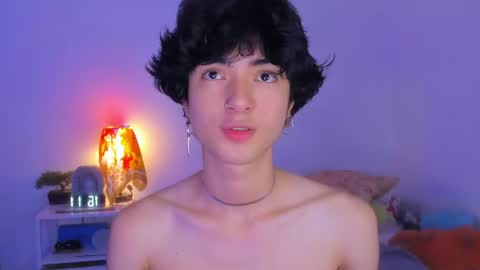 Snapshot of elliotvolkov chatting on June 2026 08:45:02 AM elliotvolkov online show from June 2026 08:45:02 AM