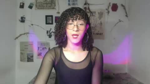 Snapshot of ellis_flowers chatting on March 2026 07:50:01 PM . online show from March 2026 07:50:01 PM