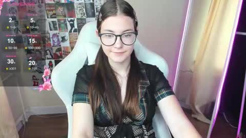 ellisky online show from October 2025 05:41:01 AM