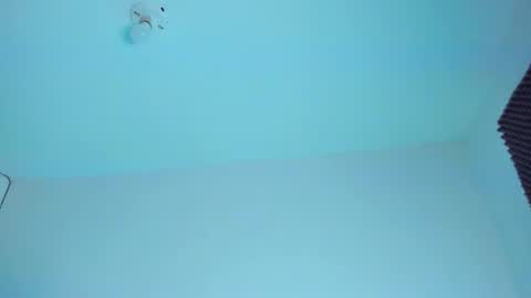 Ellope online show from October 2025 11:09:02 PM