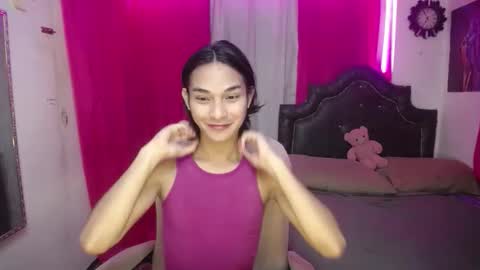 ELLORREY online show from November 2025 08:57:02 AM