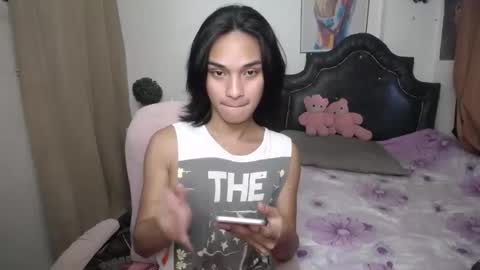 Snapshot of ellorrey chatting on April 2026 08:37:01 AM ELLORREY online show from April 2026 08:37:01 AM