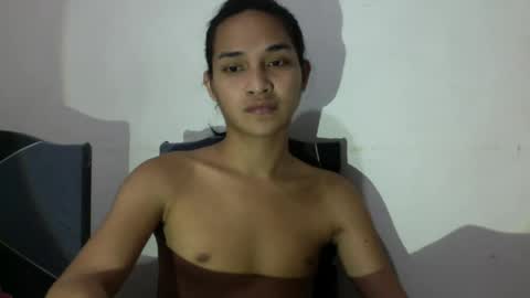 Snapshot of ellorrey chatting on June 2026 07:56:02 AM ELLORREY online show from June 2026 07:56:02 AM