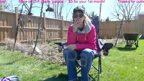 Snapshot of ells_palace chatting on April 2026 04:00:02 PM Ella Bella Bo Bella online show from April 2026 04:00:02 PM