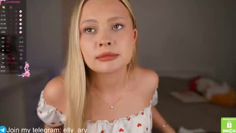 Snapshot of elly_ary chatting on October 2025 05:14:02 PM elly_ary online show from October 2025 05:14:02 PM