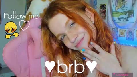 Snapshot of elly_milas chatting on March 2026 07:45:01 AM Elly Fansly online show from March 2026 07:45:01 AM