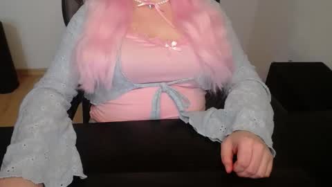 Elly online show from March 2026 09:04:01 AM