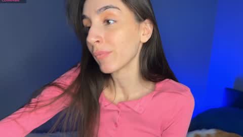 Im online Fri Sun Mon Tue Thu Fri Sat3 from 1000 online show from February 2025 09:00:02 AM