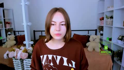 elma_lily online show from November 2025 07:18:02 AM