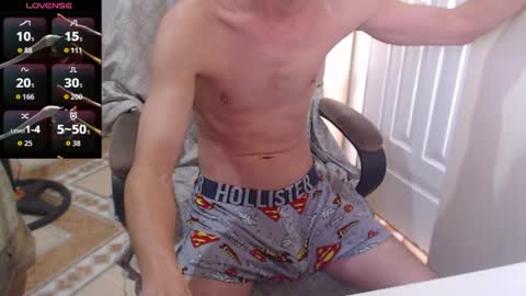 Snapshot of elmaster0111 chatting on April 2026 12:36:01 PM Zeki online show from April 2026 12:36:01 PM