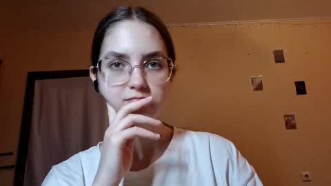 Kate online show from May 2026 01:38:02 PM
